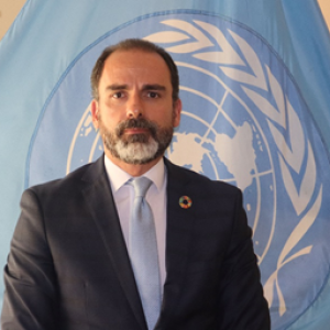  Dr. Amado de Andrés